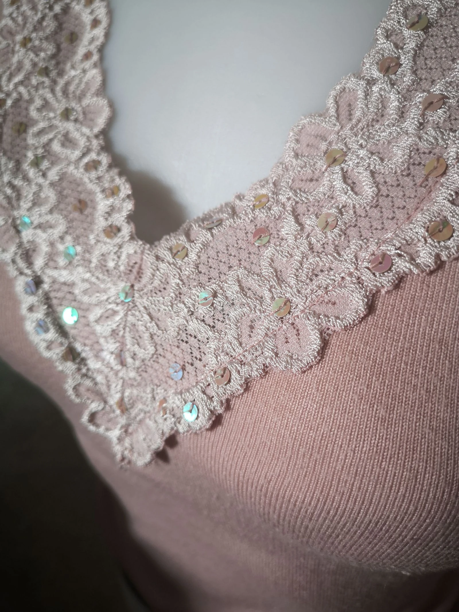Pull chic col en V 